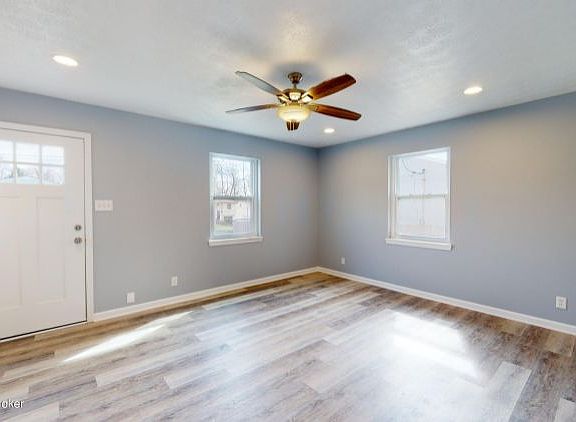 4th image of 8908 Wimsatt Way