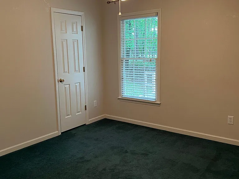 8311 Poplar Grove Cir — Photo 24