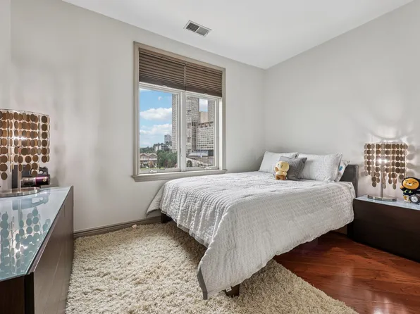 7400 River Road image 14 of 30