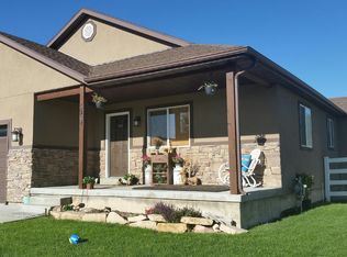 5294 N Bridle Cir, Oakley, UT 84055