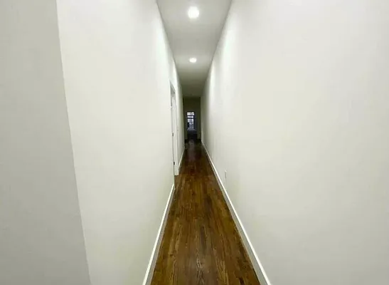 Rented by EastMount Realty LLC | media 34