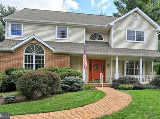 1937 Heatherton Dr, Lancaster, PA 17601