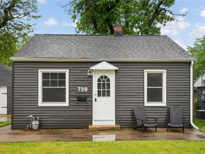 739 36th St NE, Cedar Rapids, IA, 52402