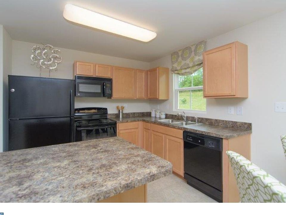 2nd image of 607 Swallowtail Way