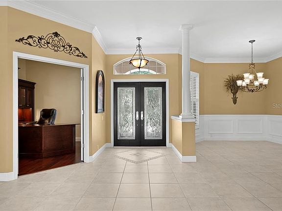 5th image of 18123 Regents Square Dr