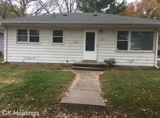 2757 E 4th St, Waterloo, IA 50703