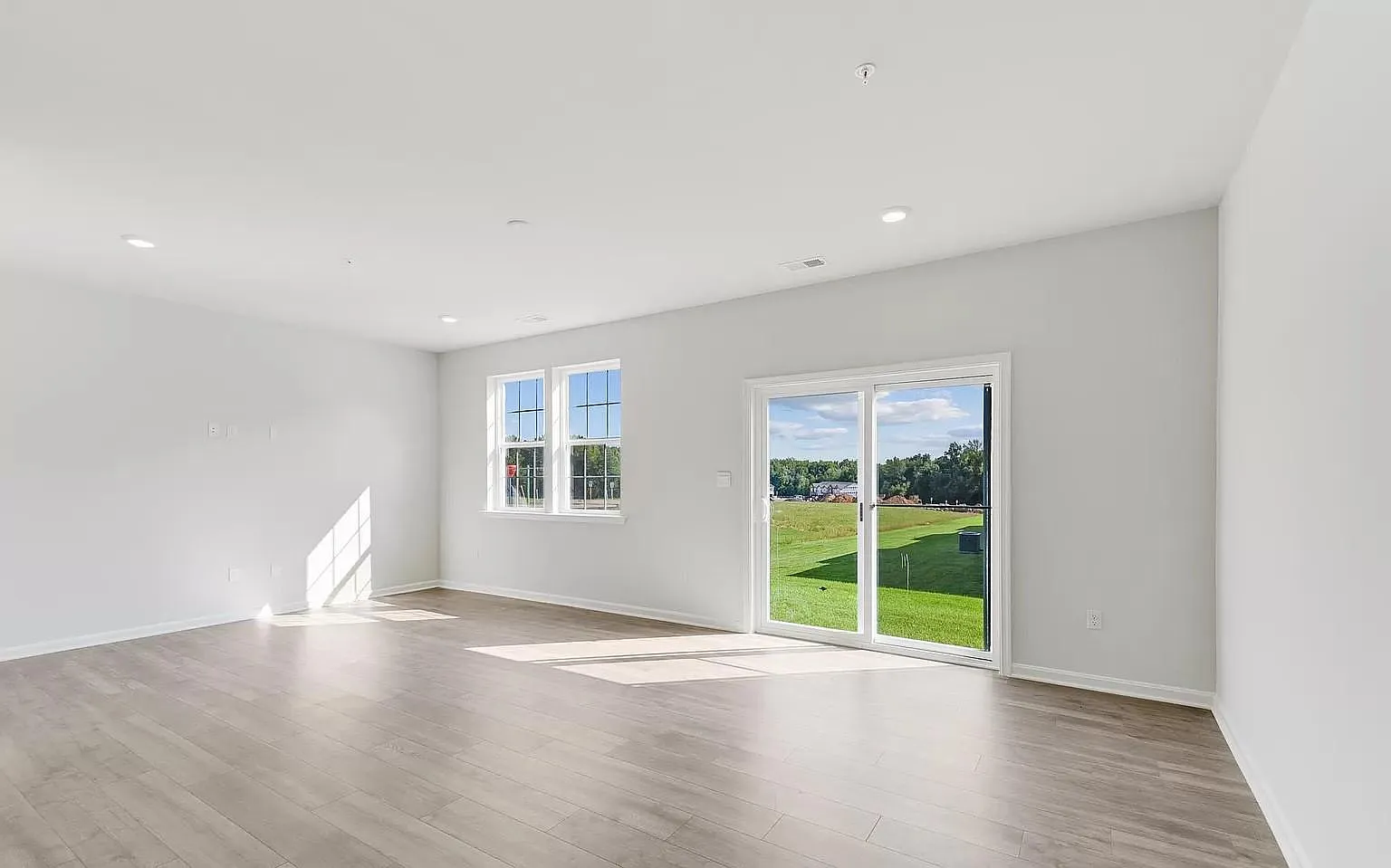 721 Pickerel Pl — Photo 3