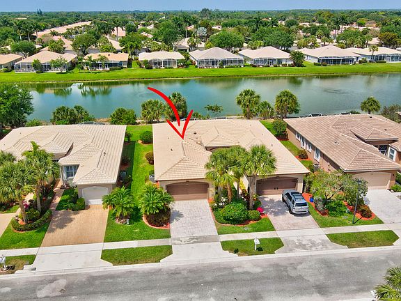 3rd image of 10753 Royal Caribbean Cir