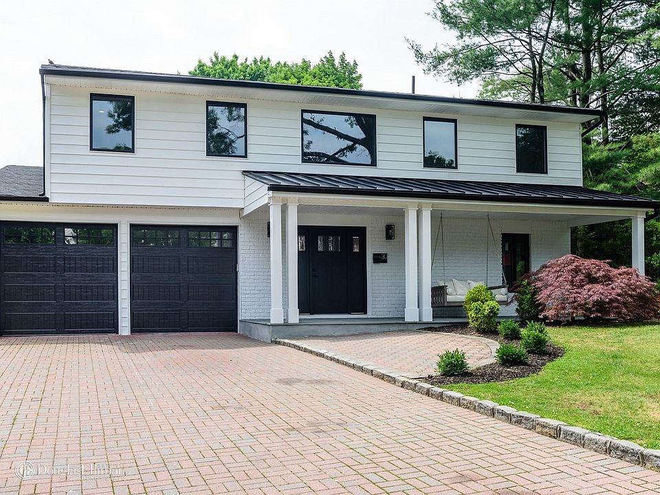 1st image of 30 Knott Dr