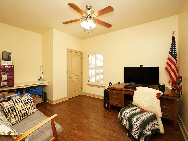 428 Riverchase Blvd — Photo 29