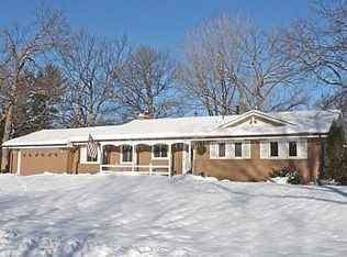 2562 8th St NW, New Brighton, MN 55112