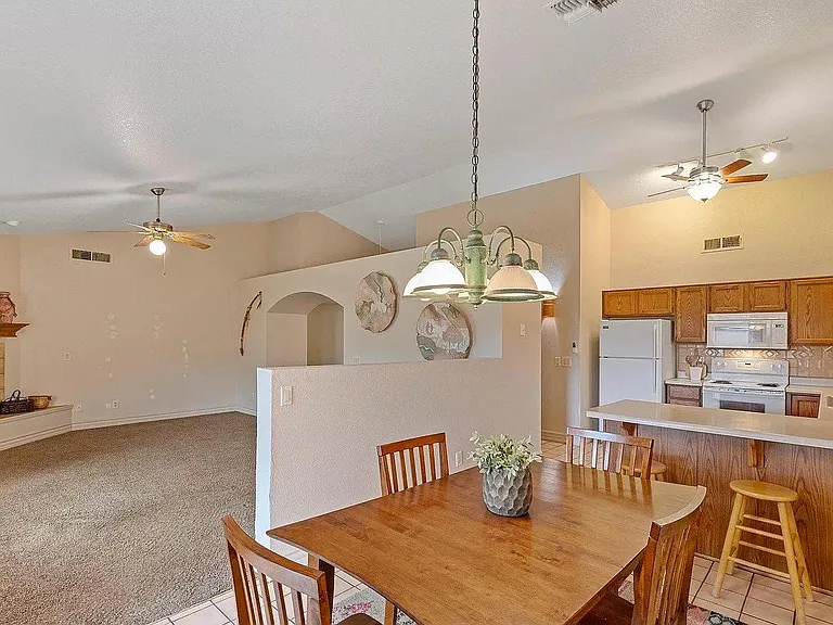 9907 E Del Monte Ave — Photo 4