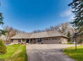 445 Marie Ave W, West Saint Paul, MN 55118