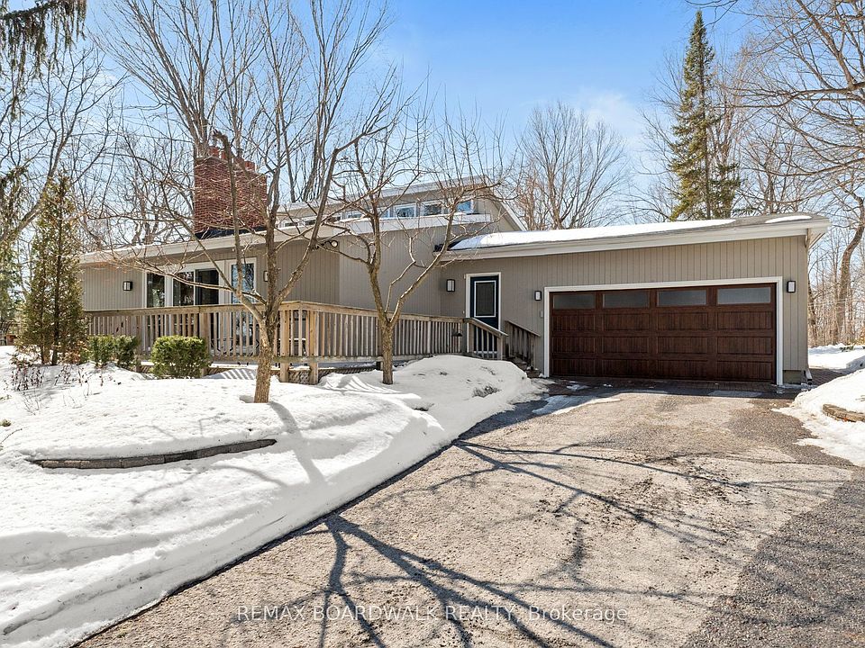 1st image of 5984 Third Line Rd N