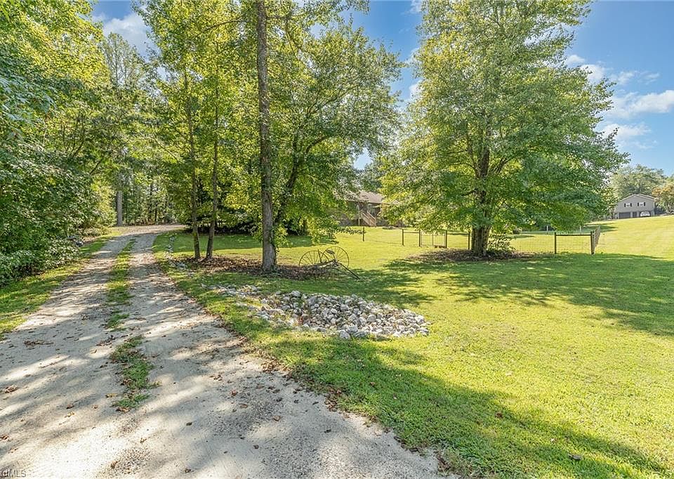 2975 Motsinger Rd, Winston Salem, NC 27107 Zillow