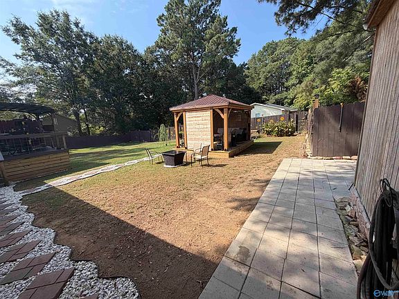3rd image of 665 Old Horton Rd