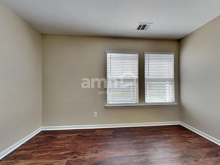 406 Flint Dr — Photo 17