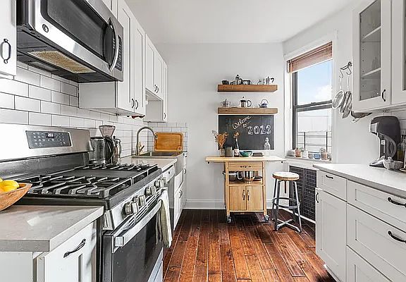 3rd image of 192 E 8th St APT 5E