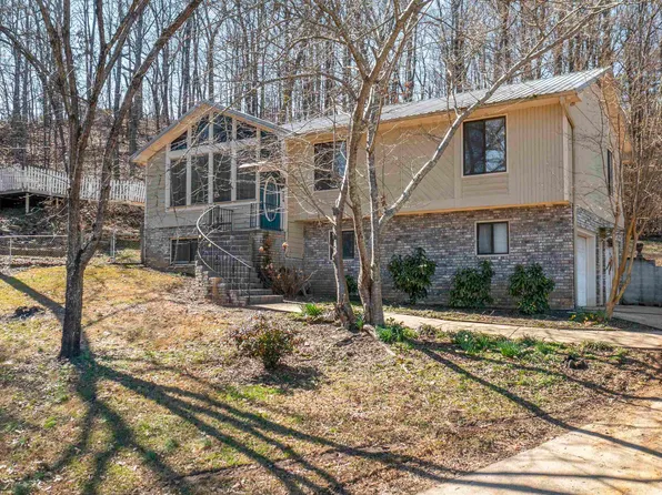284 Mountain Dr, Jacksonville, AL 36265