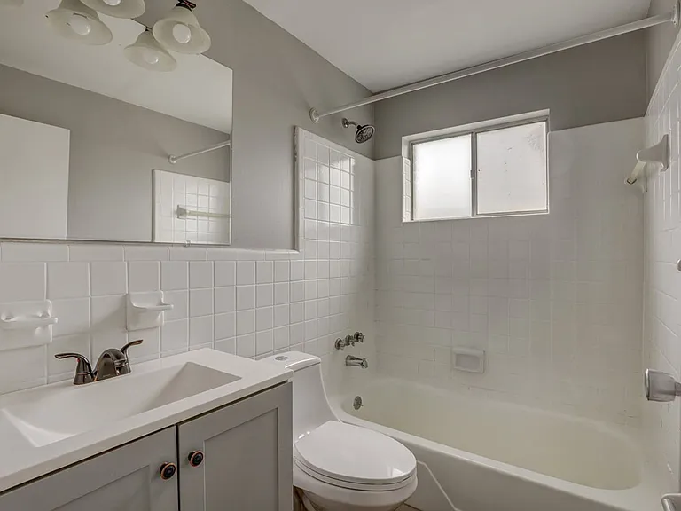 1590 Glen Parker Ave #8 — Photo 7