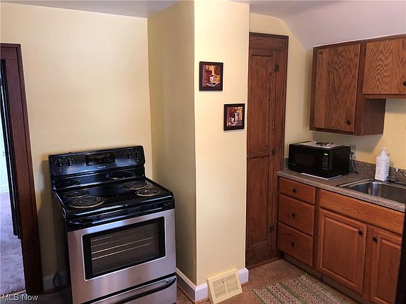 5th image of 3711 Freehold Ave
