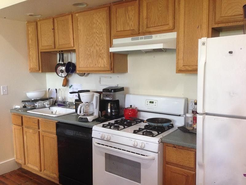 2nd image of 52 Highgate St