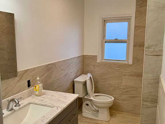 4th image of 478 Slosson Ave #1