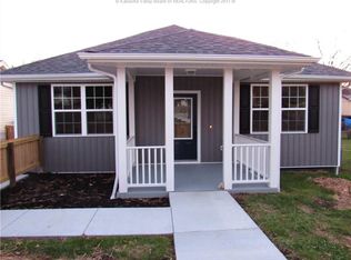 107 Pennsylvania Ave N, Saint Albans, WV 25177