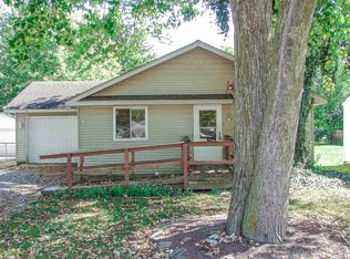 520 Ellenhurst Dr, Anderson, IN 46012