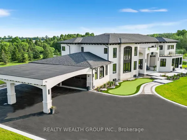 105 Franklin Cres, Whitby, ON L0B 1A0