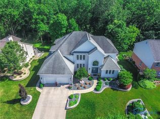 7715 Gillcrest Rd, Sylvania, OH 43560