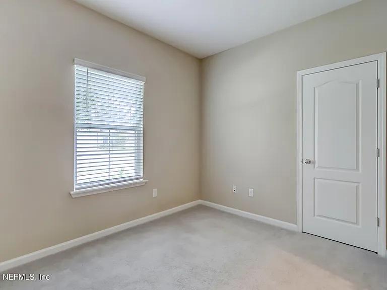 10386 Pavnes Creek Dr — Photo 27