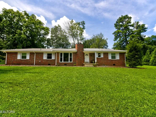 112 S Hummingbird Ln, Dickson, TN 37055