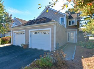 1 Drake Cir, Walpole, MA 02081