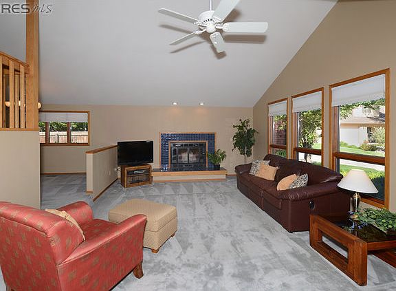 3rd image of 2704 Crestview Ct