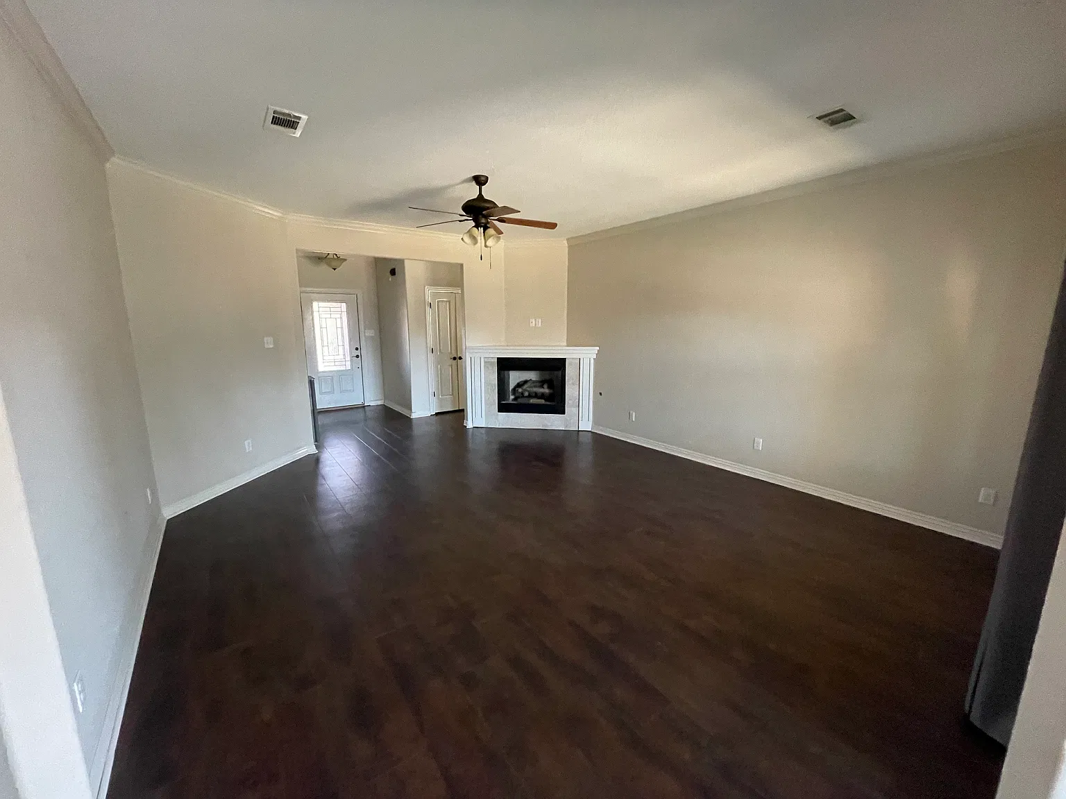 3 bed, 1582 sqft, $1,775 — Photo 2