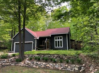 5615 Beech Rd, Harbor Springs, MI 49740
