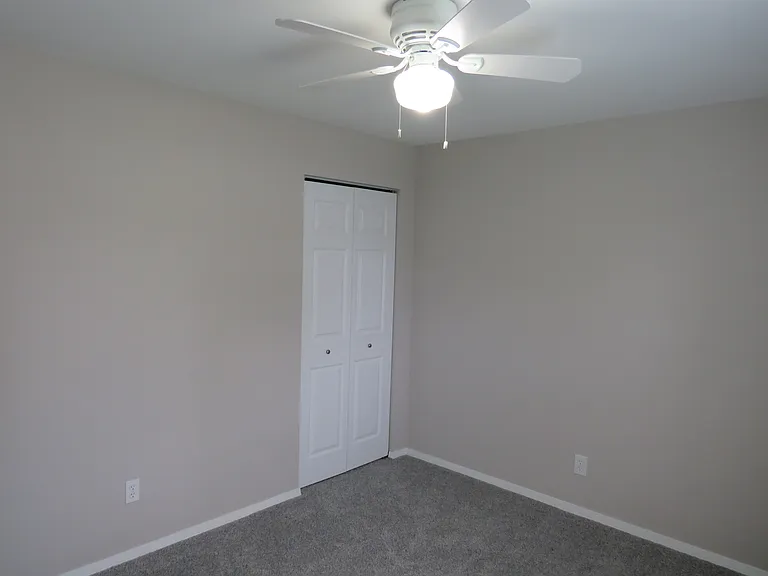 244 Carriage Ct — Photo 20