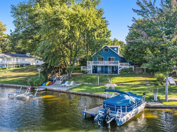 2059 N White Birch Dr, Mears, MI 49436