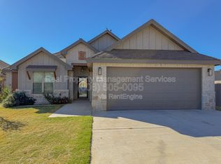 801 N 5th St, Wolfforth, TX 79382