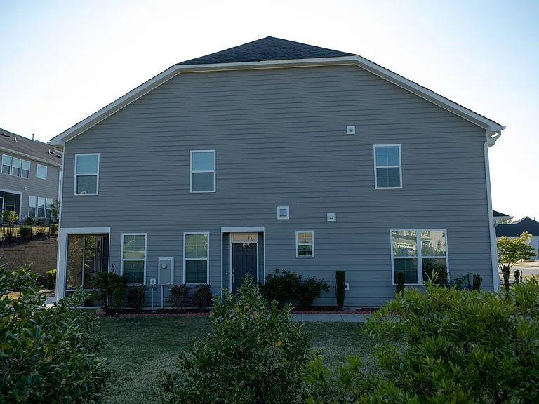 550 Catalina Grande Dr — Photo 2