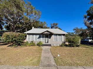 551 E 9th Ave, Mount Dora, FL 32757