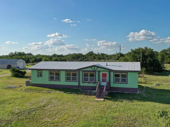 209 Esquell Ranch Road, Harper, TX 78631