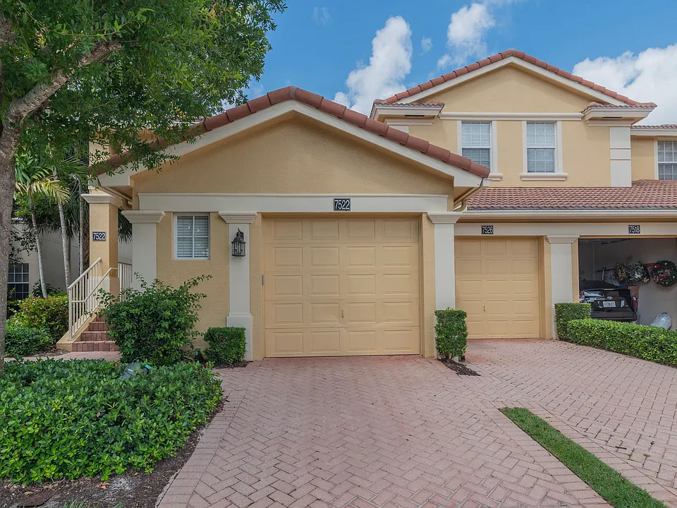 7522 Herrington Ln