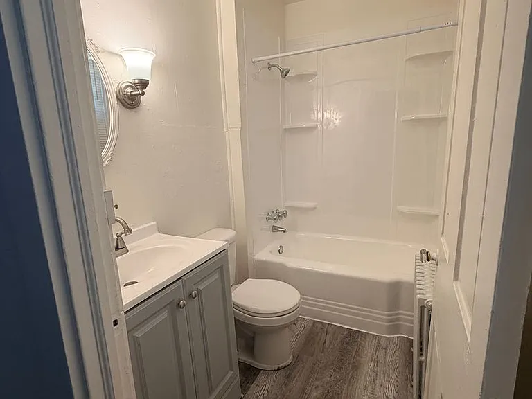 142 S Prince St — Photo 10