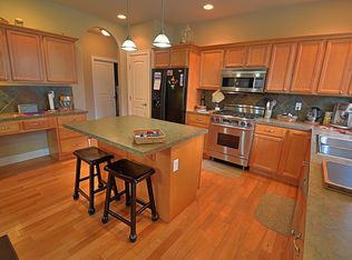 308 W 3rd St, Nooksack, WA 98276