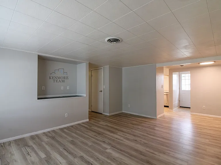 1021 Sanford Ave — Photo 6
