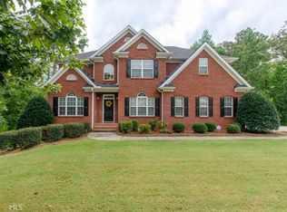 215 Edgewater Trl, Fayetteville, GA 30215