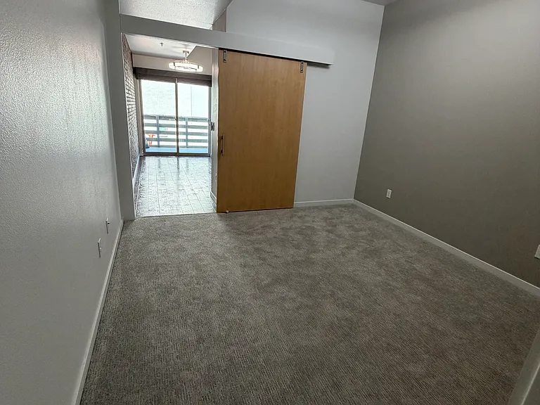 204 Maple St #202 — Photo 18