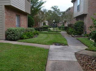 941 Memorial Village Dr #36, Houston, TX 77024